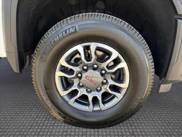 2025 GMC Sierra 2500HD 4WD Crew Cab Standard Bed SLT