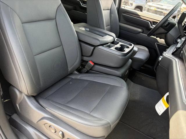 2025 GMC Sierra 2500HD 4WD Crew Cab Standard Bed SLT