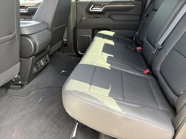 2025 GMC Sierra 2500HD 4WD Crew Cab Standard Bed SLT