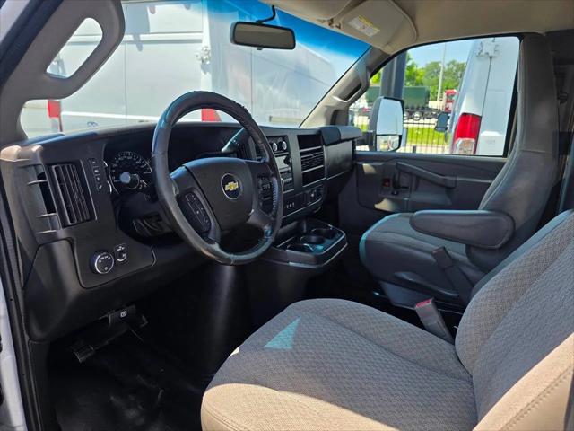 2020 Chevrolet Express Cutaway Work Van