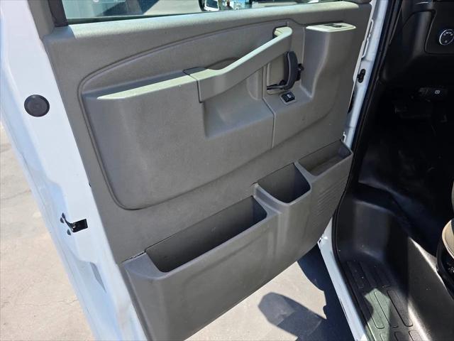 2020 Chevrolet Express Cutaway Work Van