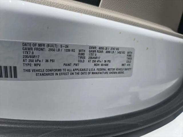 2024 Chrysler Pacifica Touring L