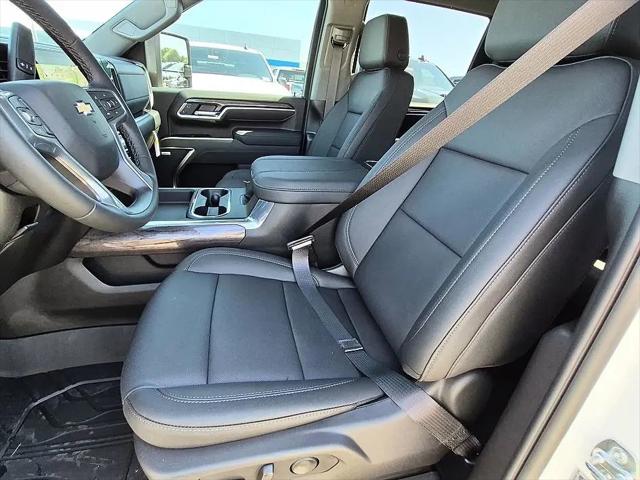 2026 Chevrolet Silverado 3500HD Crew Cab, Long Bed, LTZ Dual Rear Wheel, RWD
