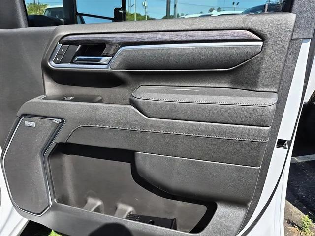 2026 Chevrolet Silverado 3500HD Crew Cab, Long Bed, LTZ Dual Rear Wheel, RWD