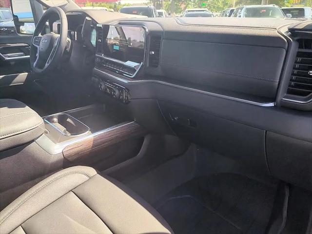 2026 Chevrolet Silverado 2500HD Crew Cab, Standard Bed, LT, 4WD