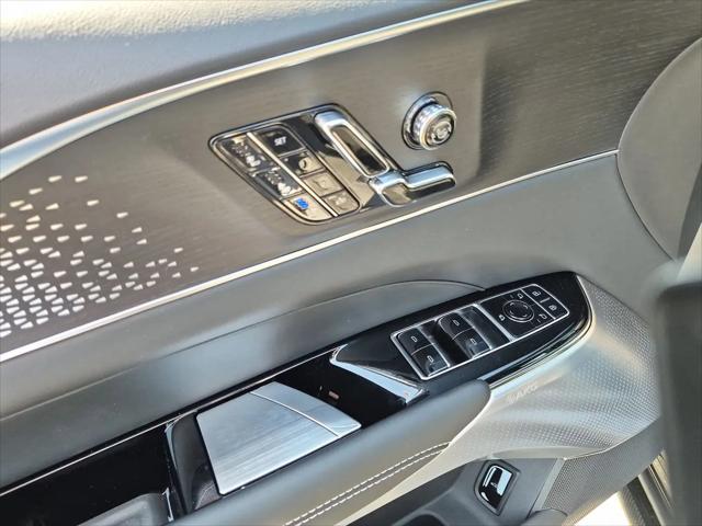 2026 Cadillac iQ V-Series Premium AWD