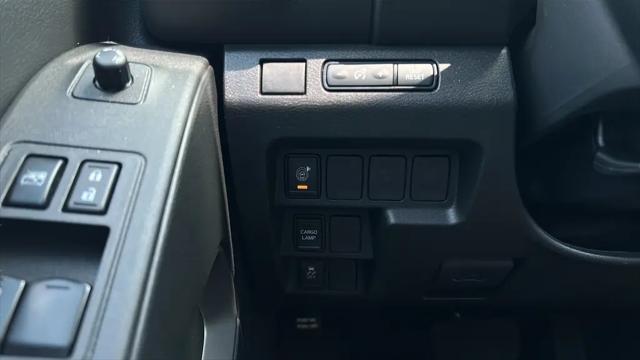 2025 Nissan Frontier King Cab SV 4x2