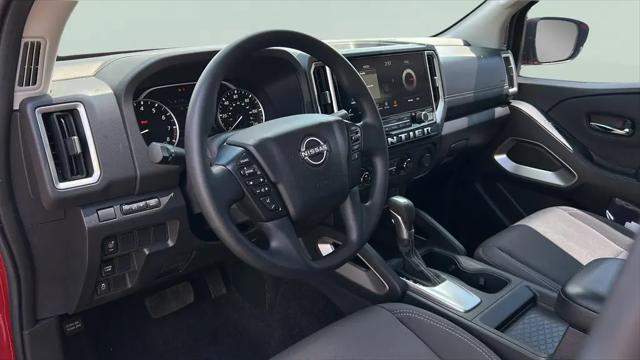 2025 Nissan Frontier King Cab SV 4x2