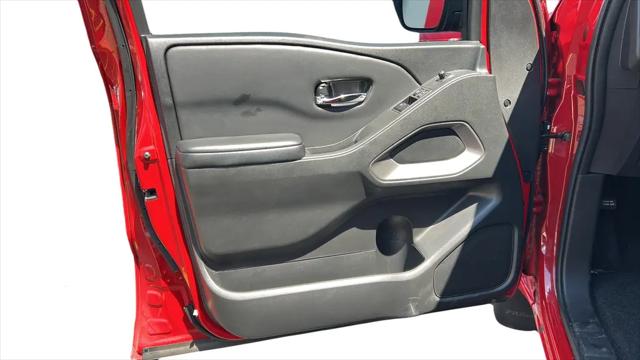 2025 Nissan Frontier King Cab SV 4x2