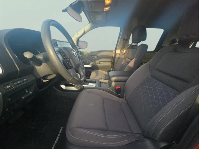 2025 Nissan Frontier Crew Cab SV 4x2