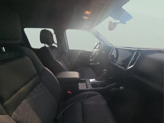 2025 Nissan Frontier Crew Cab SV 4x2