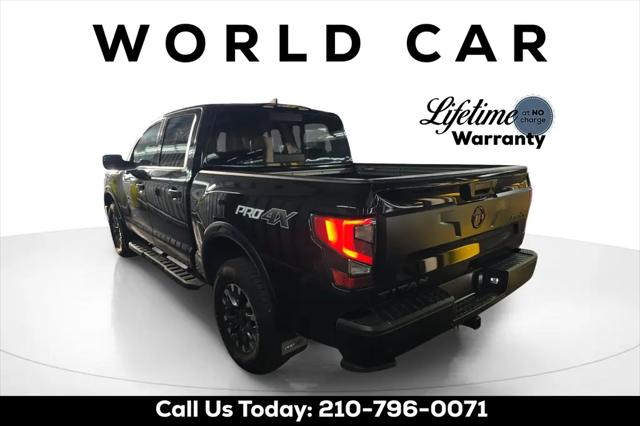 2024 Nissan Titan Crew Cab PRO-4X 4x4