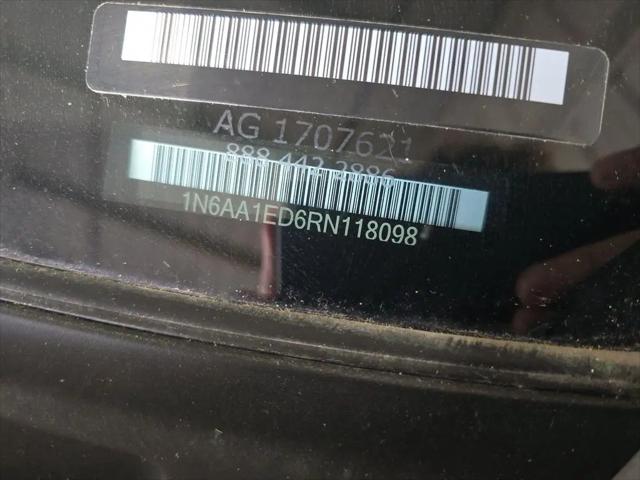 2024 Nissan Titan Crew Cab PRO-4X 4x4