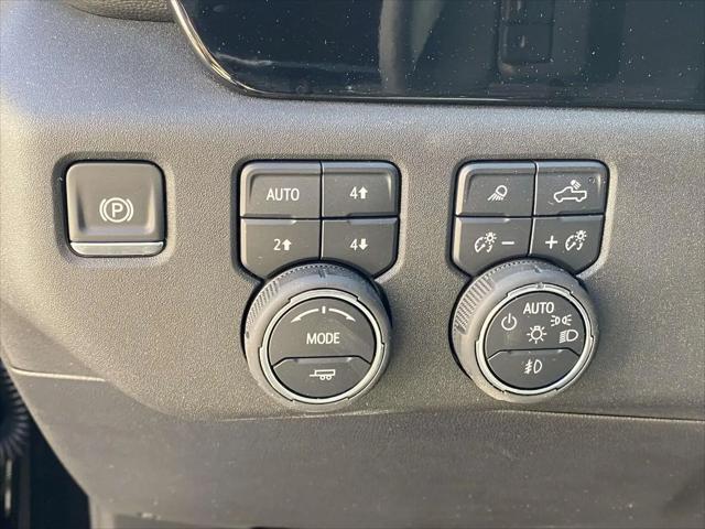 2025 Chevrolet Silverado 1500 4WD Crew Cab Short Bed LTZ