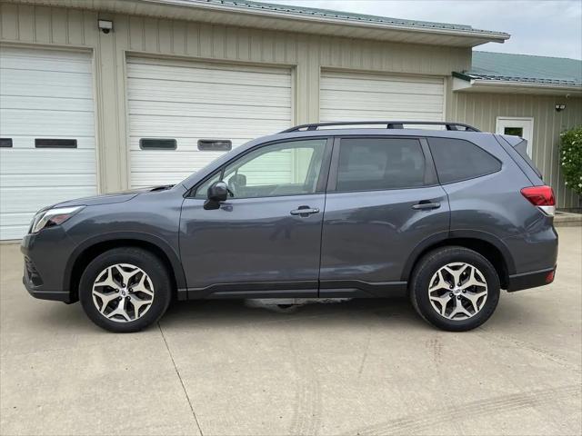 2022 Subaru Forester Premium