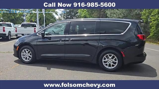 2017 Chrysler Pacifica Touring