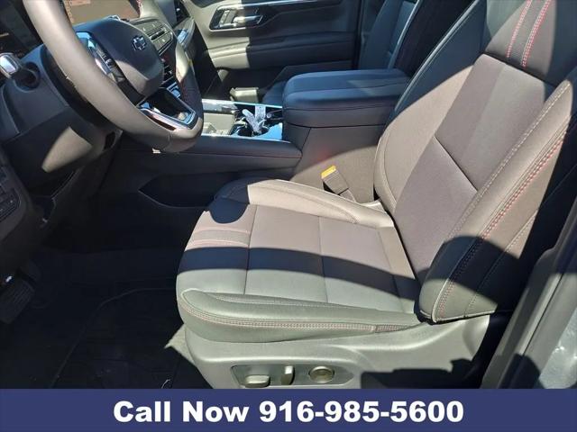 2026 Chevrolet Suburban RST, 4WD