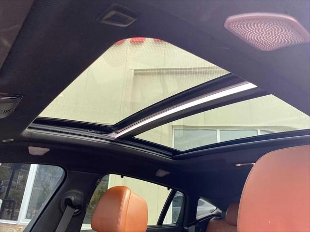 2023 BMW X6 M50i