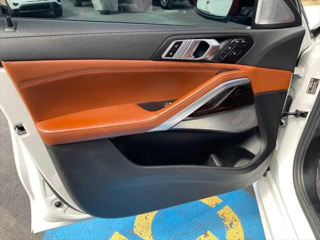 2023 BMW X6 M50i