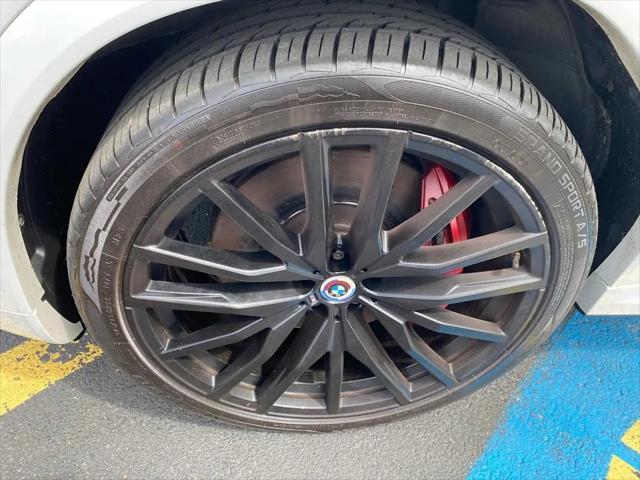 2023 BMW X6 M50i