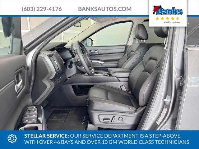 2025 Nissan Pathfinder SL 4WD
