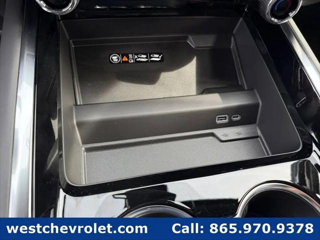 2026 Chevrolet Suburban LT, 4WD