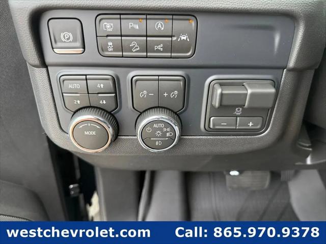 2026 Chevrolet Suburban LT, 4WD