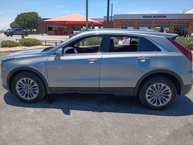 2025 Cadillac XT4 FWD Premium Luxury