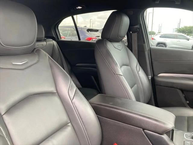 2025 Cadillac XT4 FWD Premium Luxury