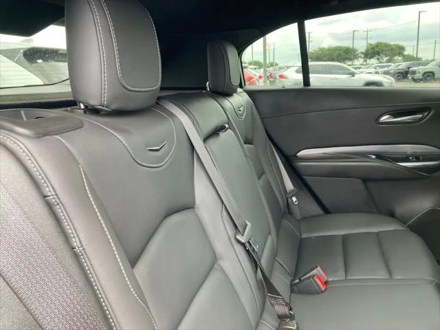 2025 Cadillac XT4 FWD Premium Luxury