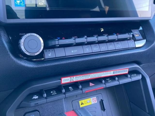 2026 Toyota Tundra Limited CrewMax 5.5' Bed