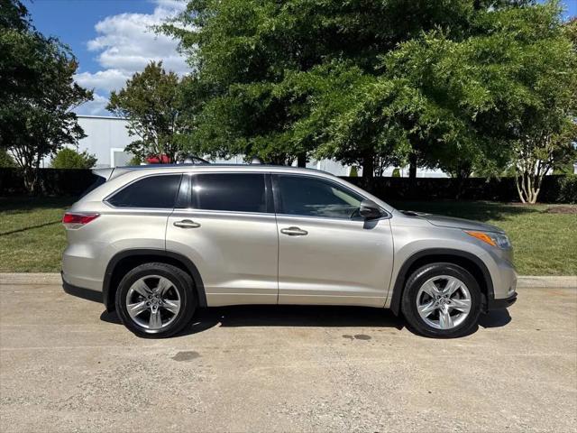 2016 Toyota Highlander Limited V6