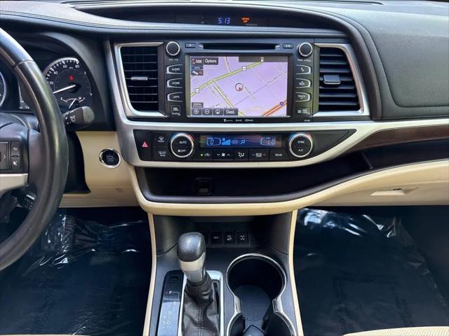 2016 Toyota Highlander Limited V6