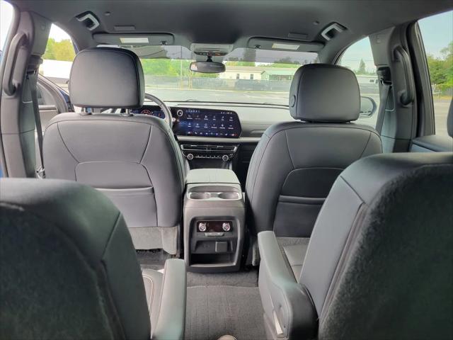 2024 Chevrolet Traverse FWD LT