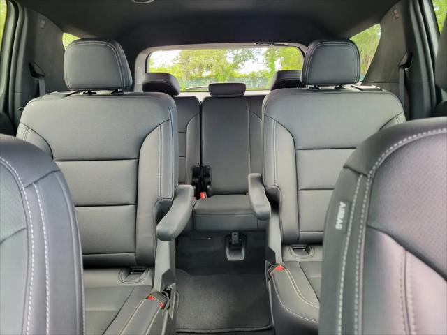 2024 Chevrolet Traverse FWD LT