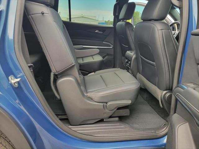 2024 Chevrolet Traverse FWD LT