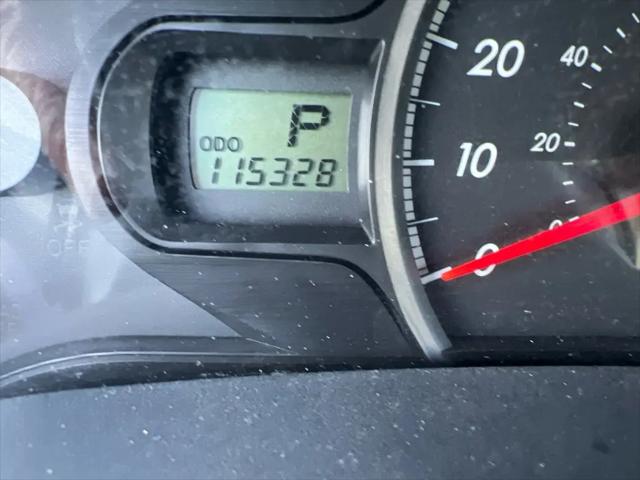 2012 Toyota Sienna LE V6 8 Passenger
