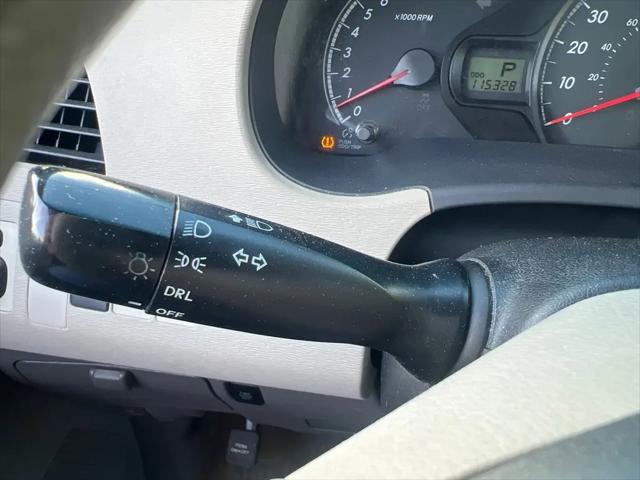 2012 Toyota Sienna LE V6 8 Passenger
