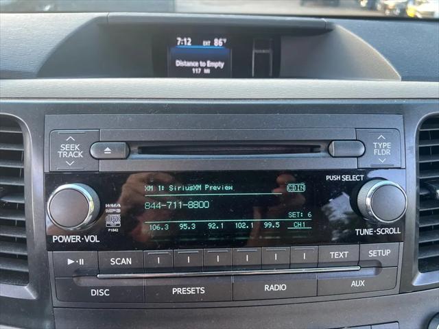 2012 Toyota Sienna LE V6 8 Passenger