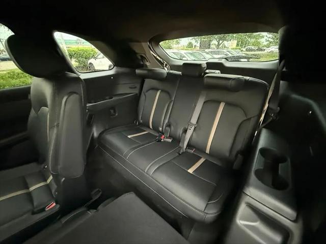 2024 Mazda X-90 Premium Plus