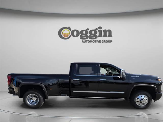 2026 Chevrolet Silverado 3500HD Crew Cab, Long Bed, High Country Dual Rear Wheel, RWD
