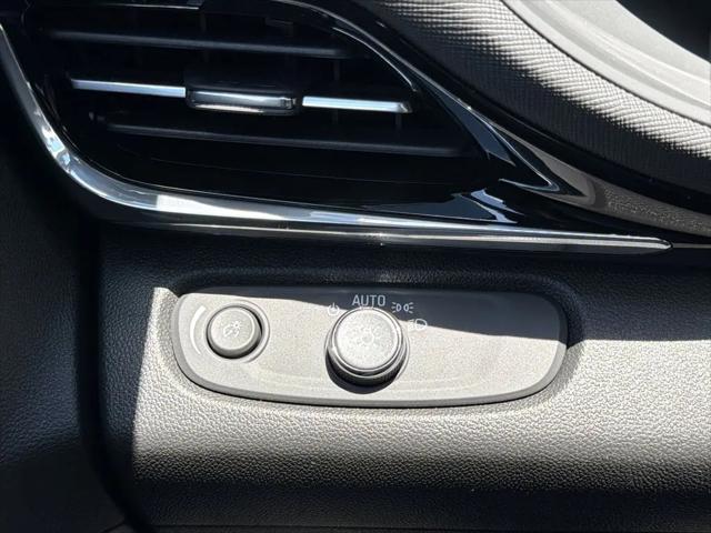 2026 Buick NV Sport Touring FWD