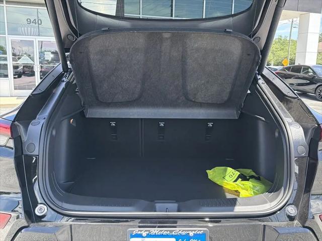 2026 Buick NV Sport Touring FWD