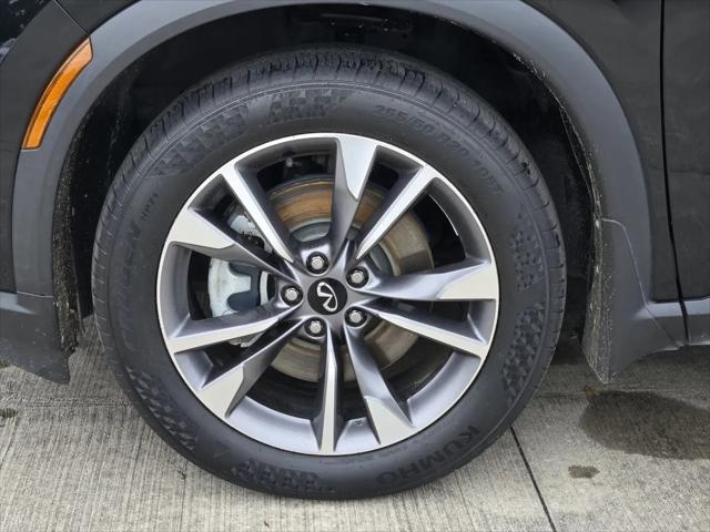 2023 INFINITI QX60 LUXE AWD