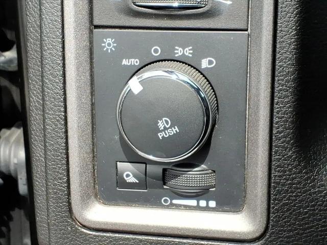 2022 Ram 1500 Classic Tradesman Crew Cab 4x4 5'7" Box