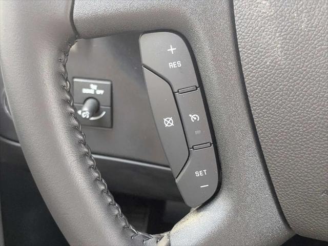 2022 Chevrolet Express Cutaway Work Van