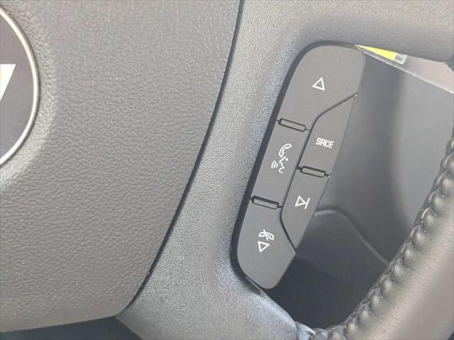 2022 Chevrolet Express Cutaway Work Van