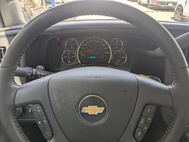 2022 Chevrolet Express Cutaway Work Van
