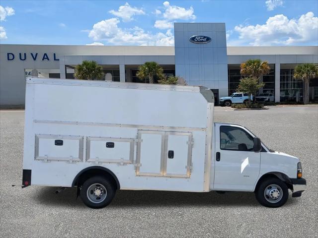 2022 Chevrolet Express Cutaway Work Van