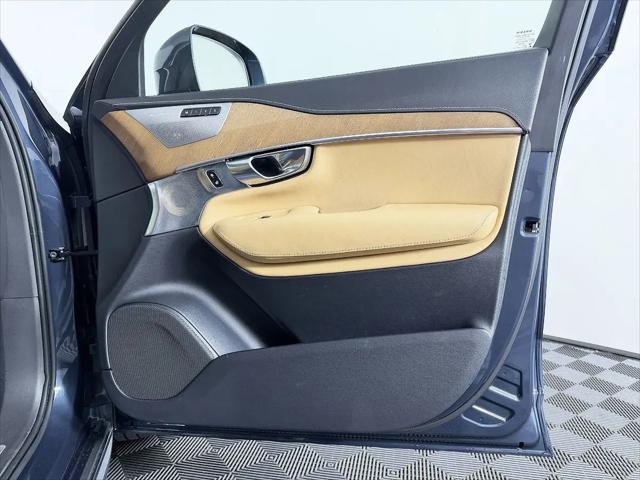 2019 Volvo XC90 T6 Inscription
